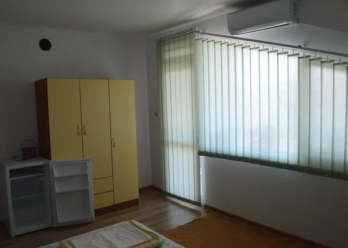 Yanis 게스트하우스 체르노모레츠